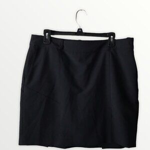 NWOT - Zero Restriction Faith Golf Skort